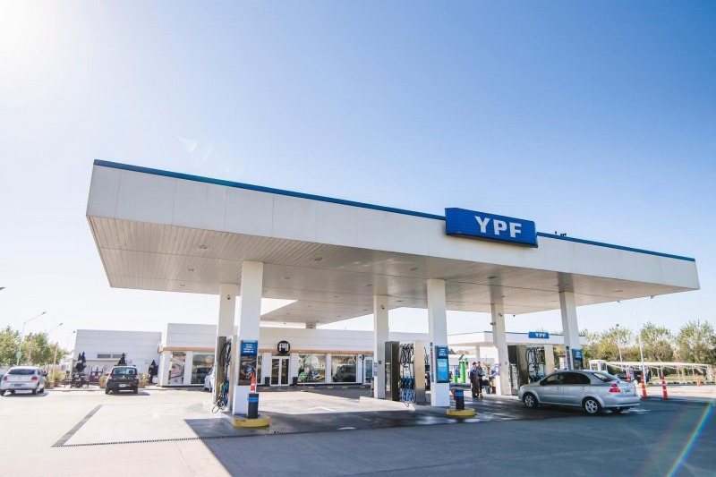 Las petroleras deber�n informar los aumentos de las naftas