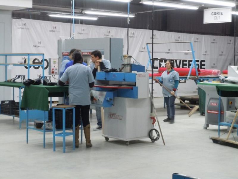 Cerr� Will Der, una hist�rica f�brica textil de Las Flores