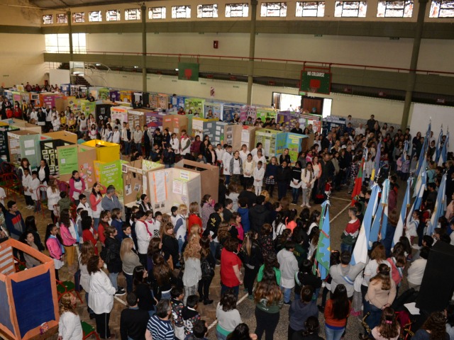 Este jueves se realiza la Feria de las Ciencias en el CEMO
