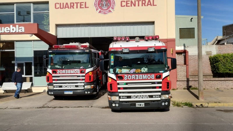 Bomberos de Olavarría y de todo el país protestaron con un 