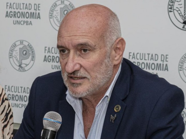 �No nos pudieron talar, nos van a secar por falta de riego�