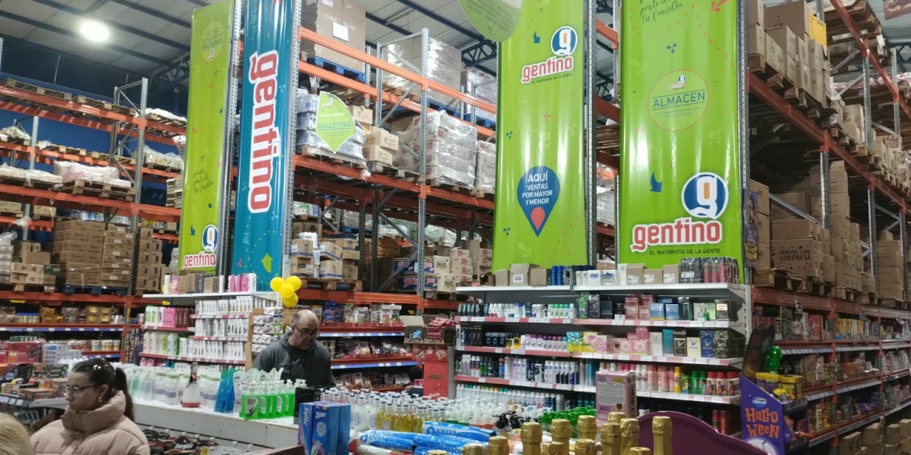 En 11 segundos robaron dos cajas en un supermercado mayorista