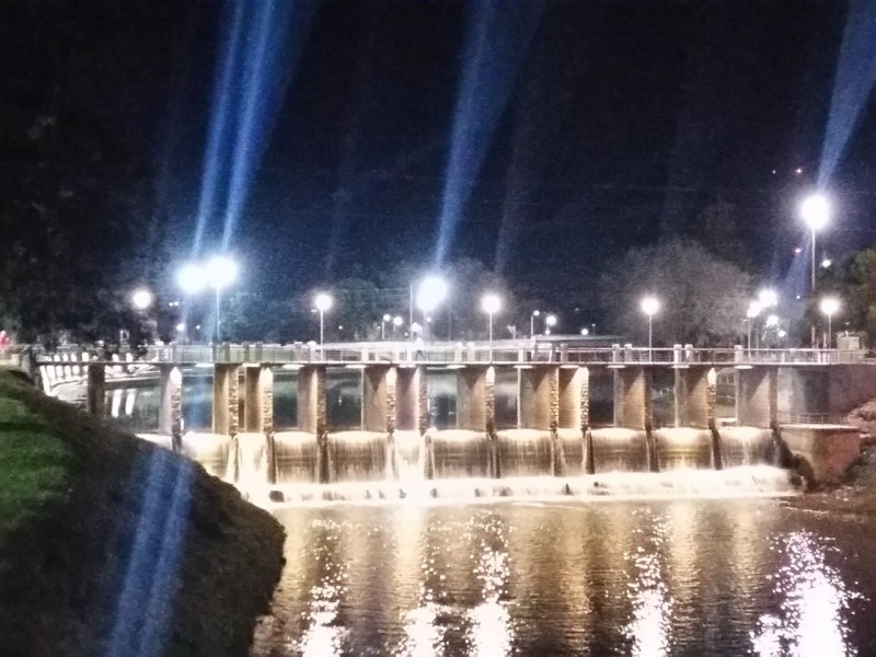 Inauguraron el quinto tramo de luces LED en el Parque Mitre